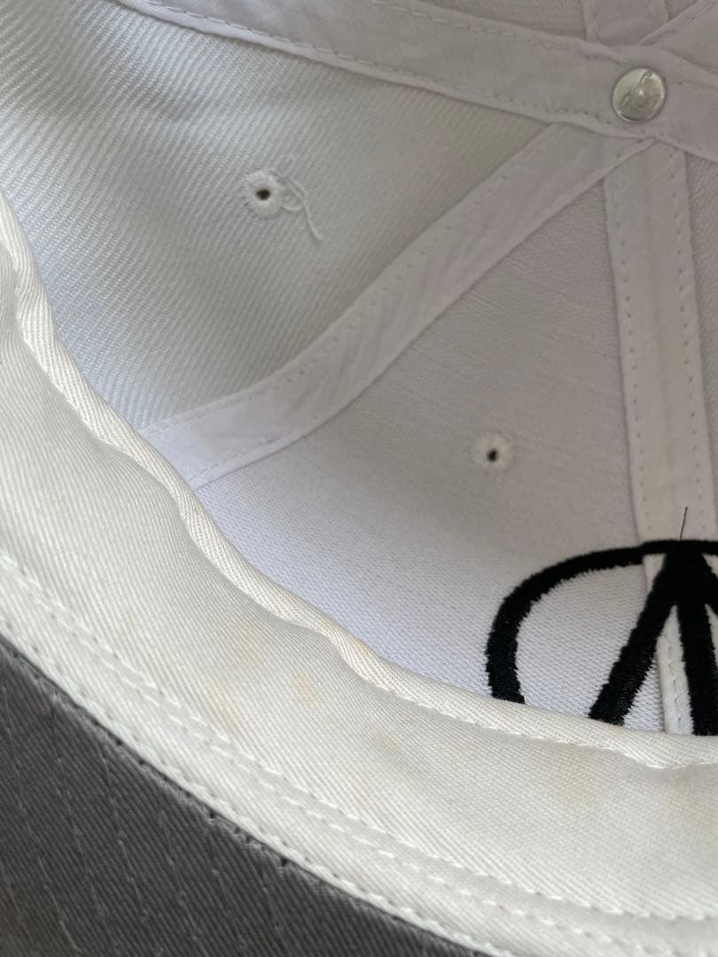 The BONEZ stand up projectキャップ