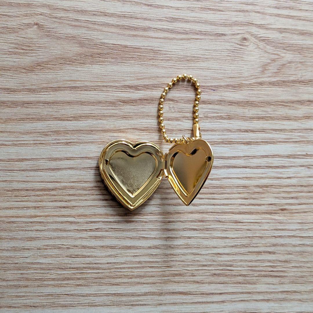 スヌーピータウンショップ ラブシリーズ2006 ハート型ロケットキーホルダー