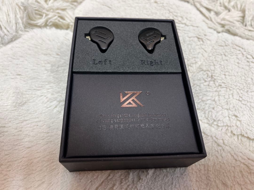 KZ ZAX ハイブリッドドライバー モニターイヤホン 1DD＋7BA ブラック