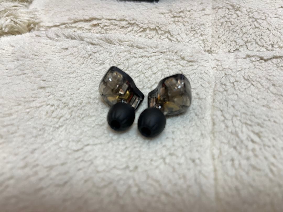 KZ ZAX ハイブリッドドライバー モニターイヤホン 1DD＋7BA ブラック