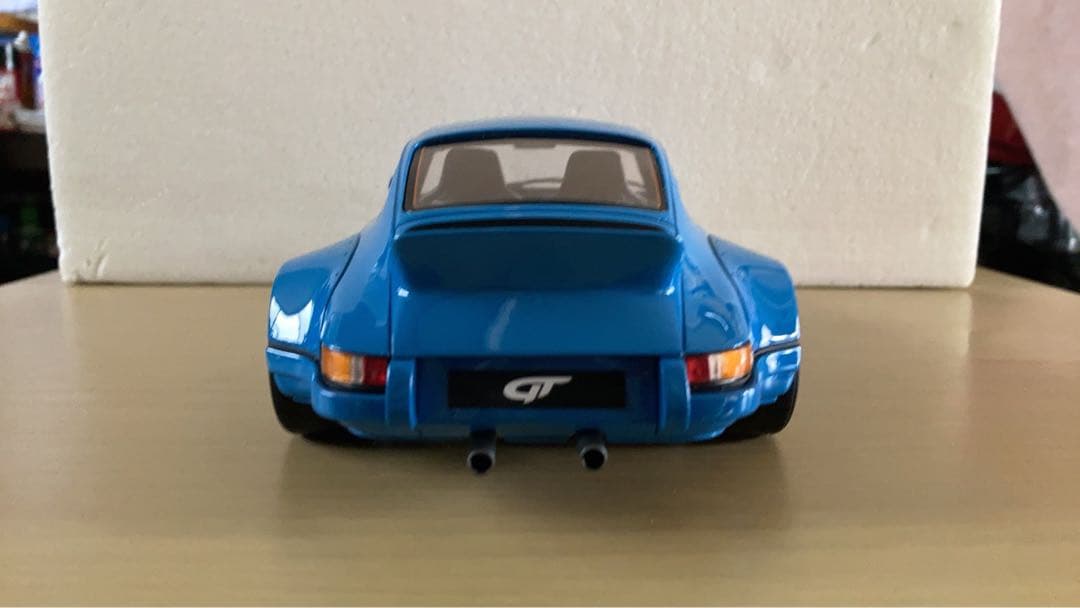 ポルシェ930ターボ　GTスピリット　1/18 12/9締