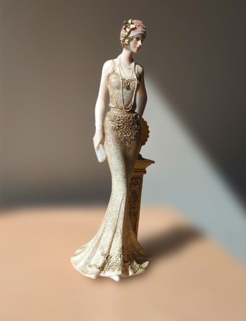 アールデコスタイル女性像 ゴールド