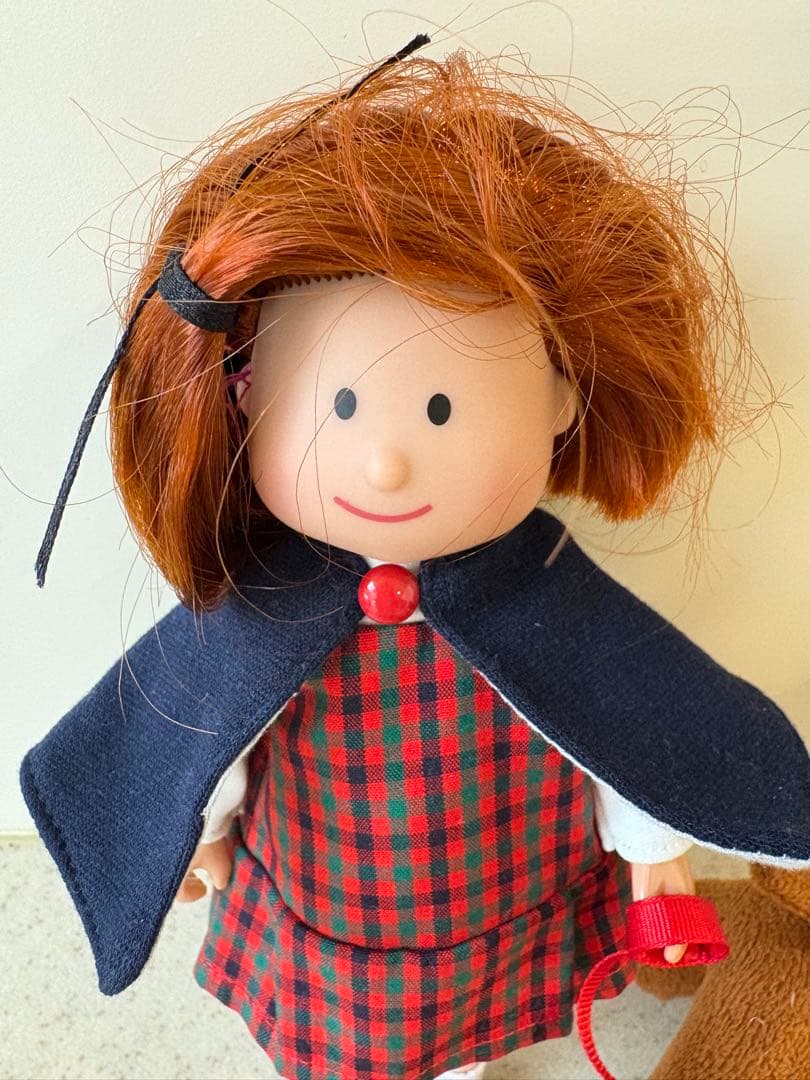 マドレーヌちゃん 人形