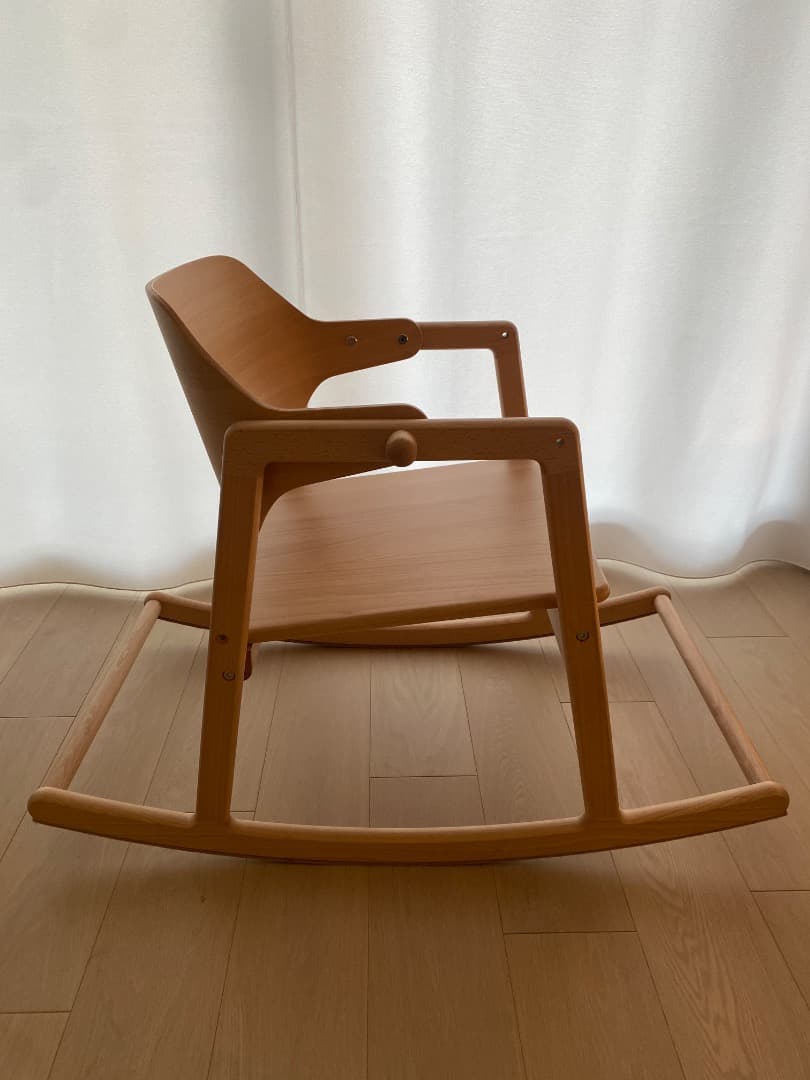 Actus アクタス　デザイナーズ子供家具　木製ロッキングチェア