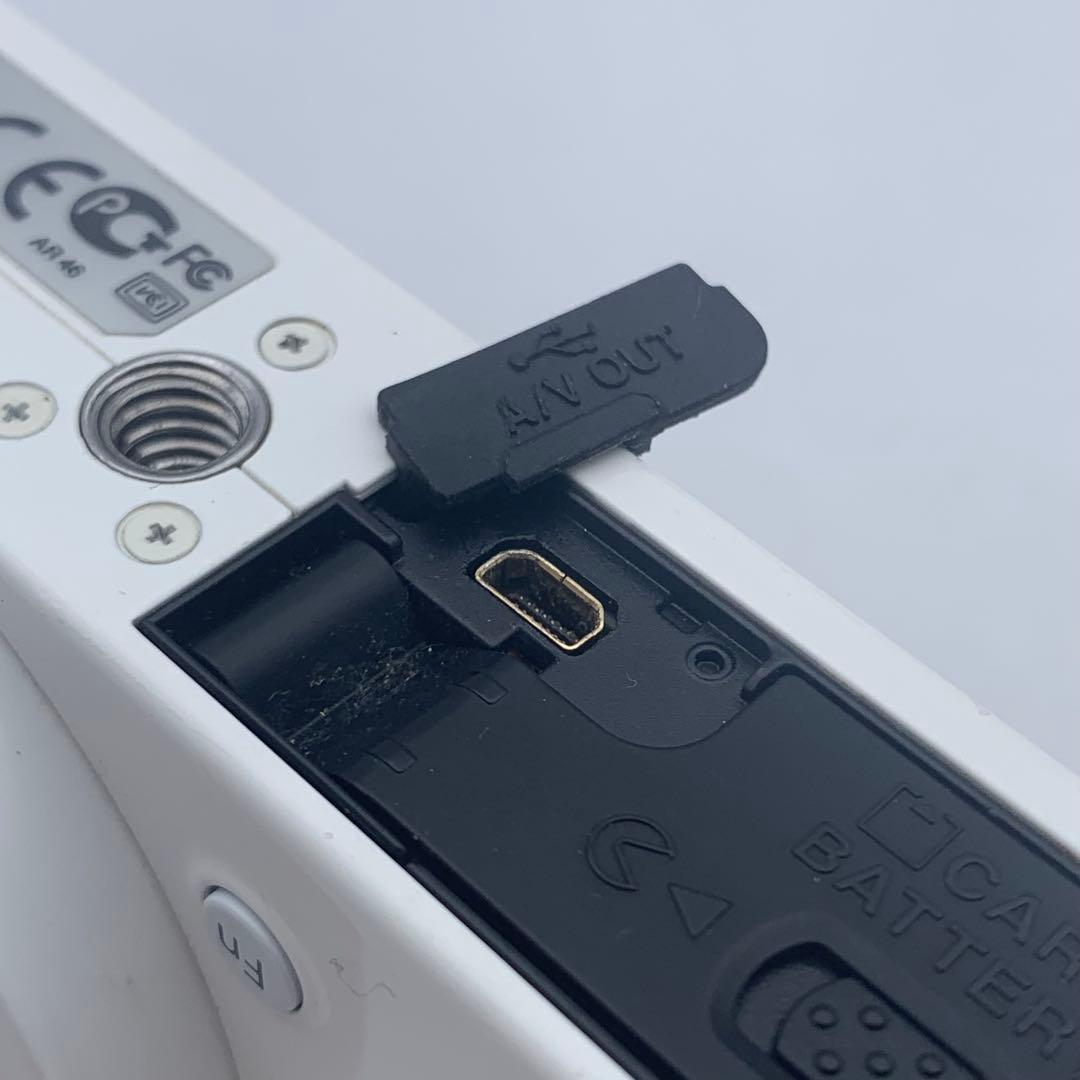 Nikon COOLPIX P310 コンパクトデジタルカメラ ホワイト