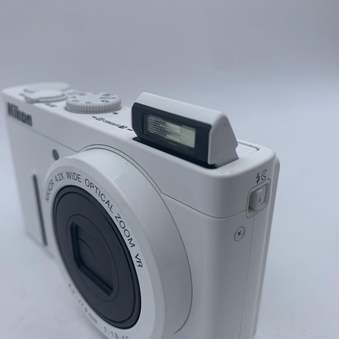 Nikon COOLPIX P310 コンパクトデジタルカメラ ホワイト