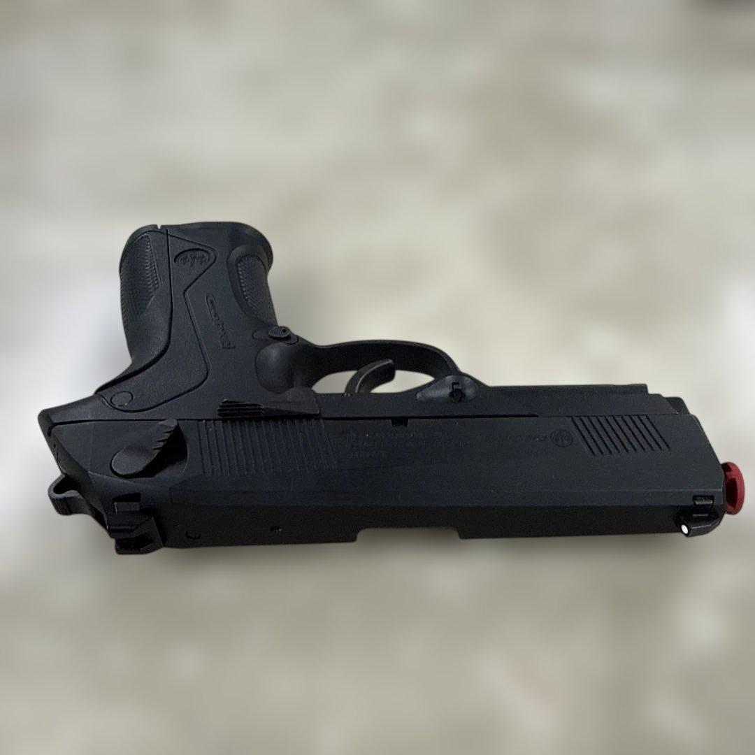 ⑥東京マルイ PX4　ガスブローバックガン