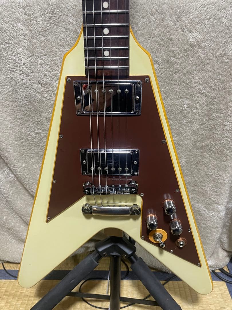 ステンレスジャンボフレット打替済 Bacchus FlyingV BFV-700