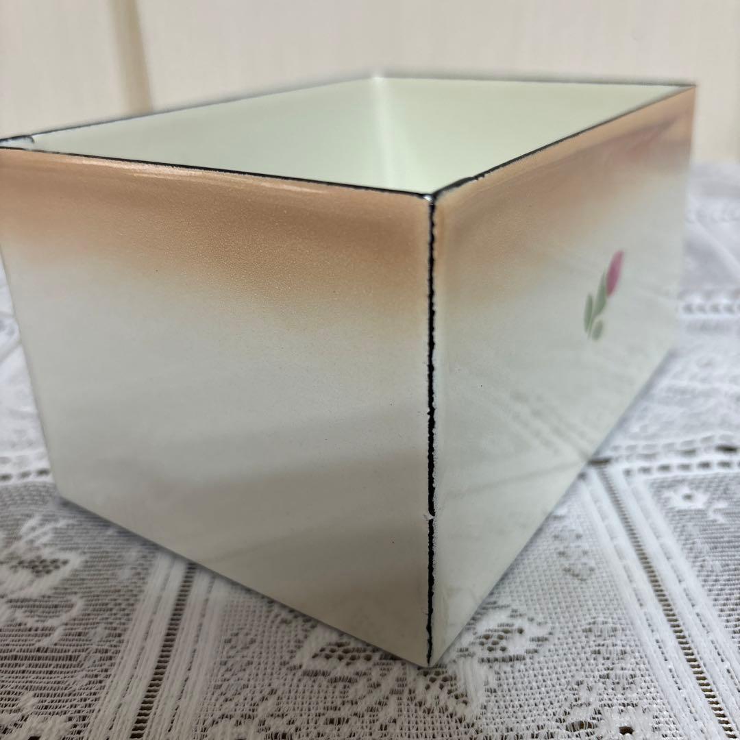 マニーローズ　ストッカー