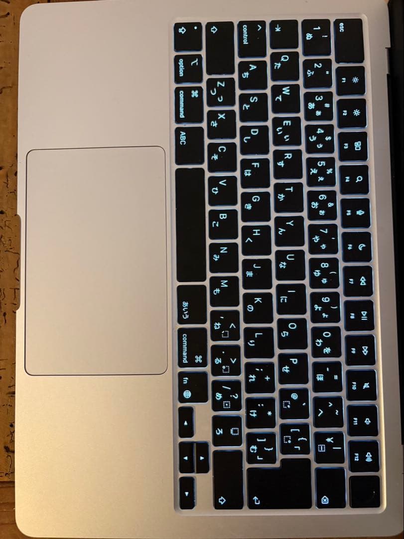 美品　Apple MacBook air M4 16GB 13インチ　2025