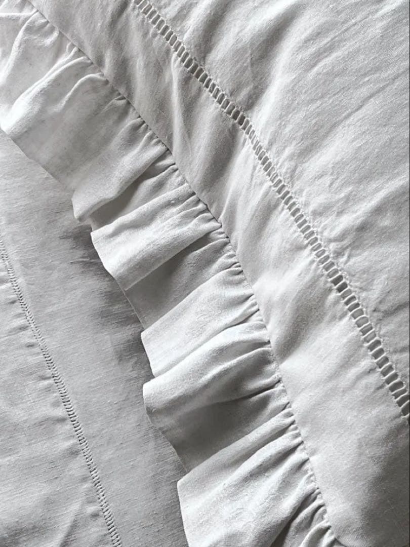 【美品】フランスアンティーク CDとマーガレット手刺繍 フリルクッションカバー