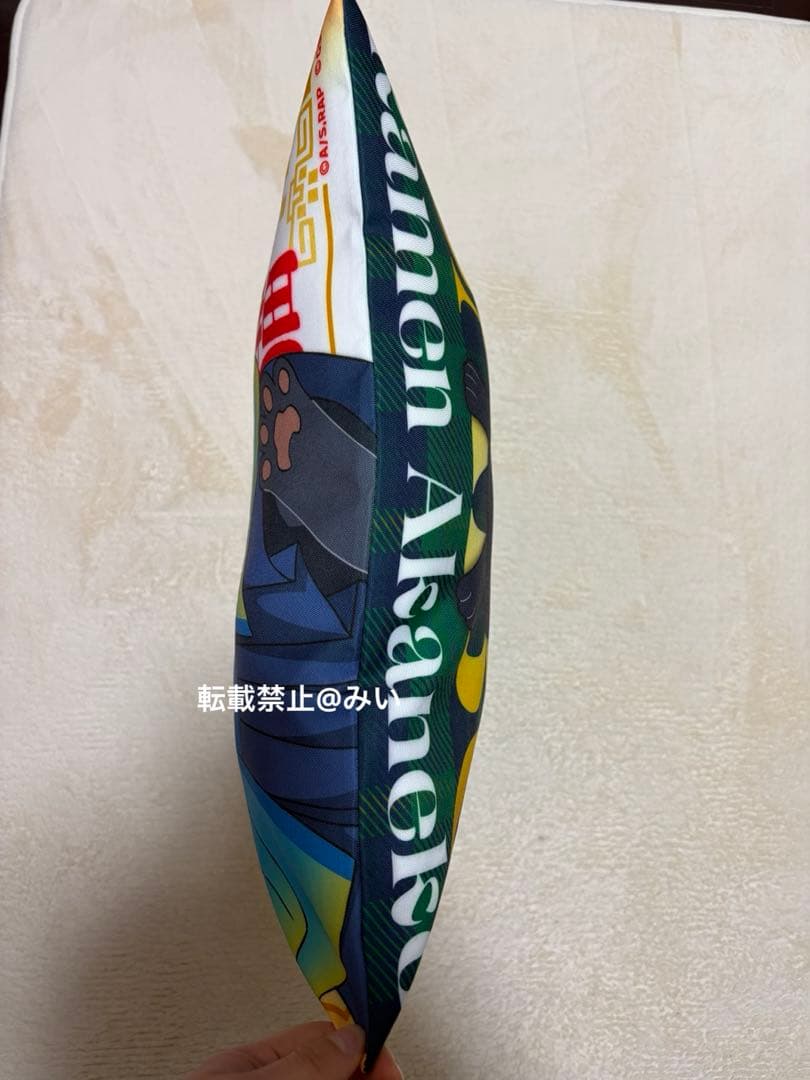 ラーメン赤猫 アニメイト渋谷限定品 クリスマス お正月 描き下ろし クッション