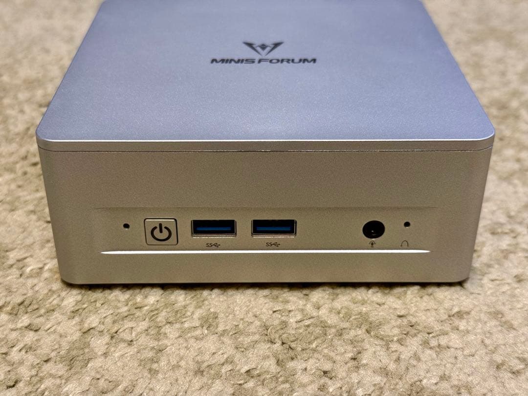 【美品】Minisforum UM880 Plus ミニPC