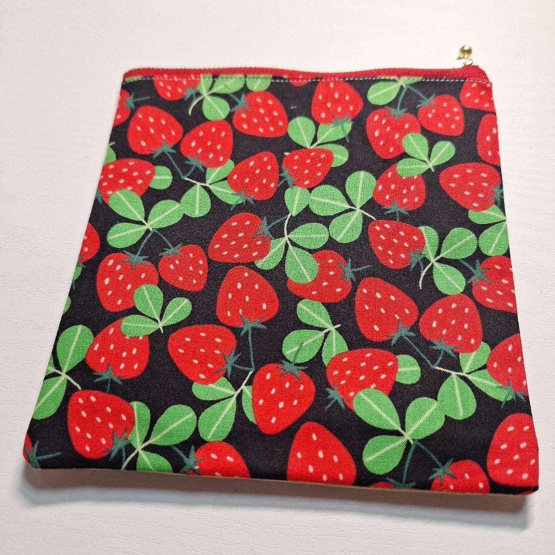 インコ、シマエナガ、オカメインコパネル生地　ハンドメイド　フラットポーチ