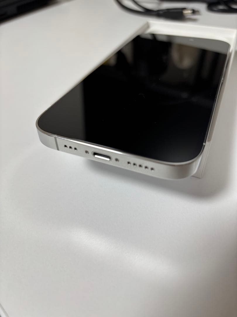 Apple iphone 14 pro 128GB SIMフリー