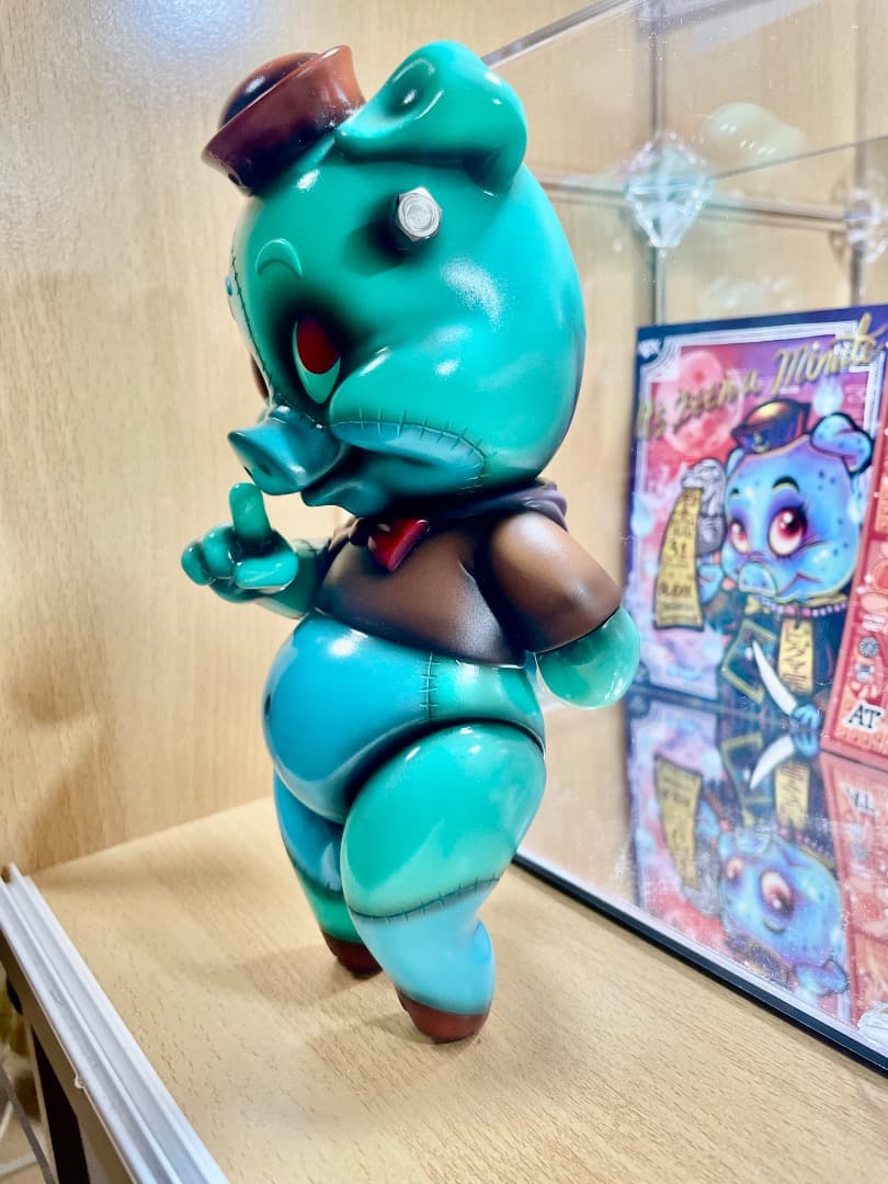 その他 BlackBook Toy piggums