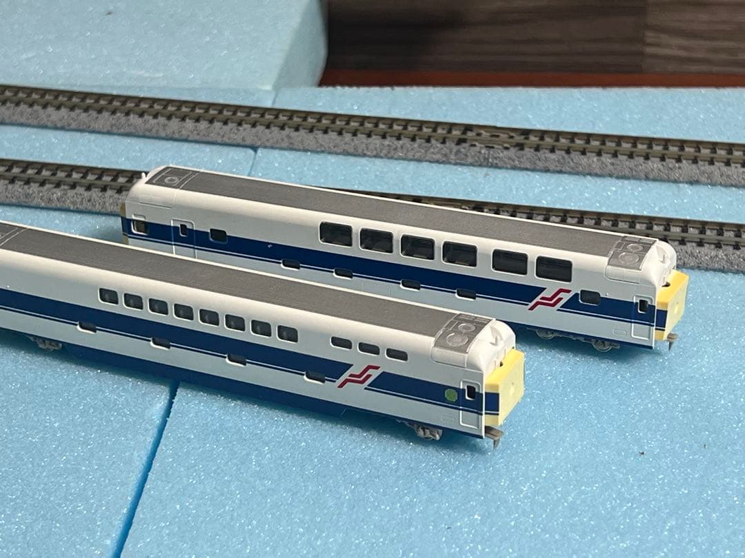 tomix 100系試作車編成　二階建て車両２両