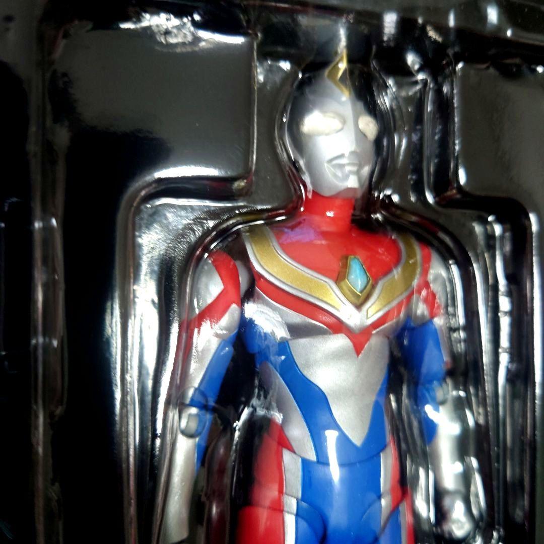 新品未使用SHFiguarts 真骨頂ウルトラマンダイナ フラッシュタイプ