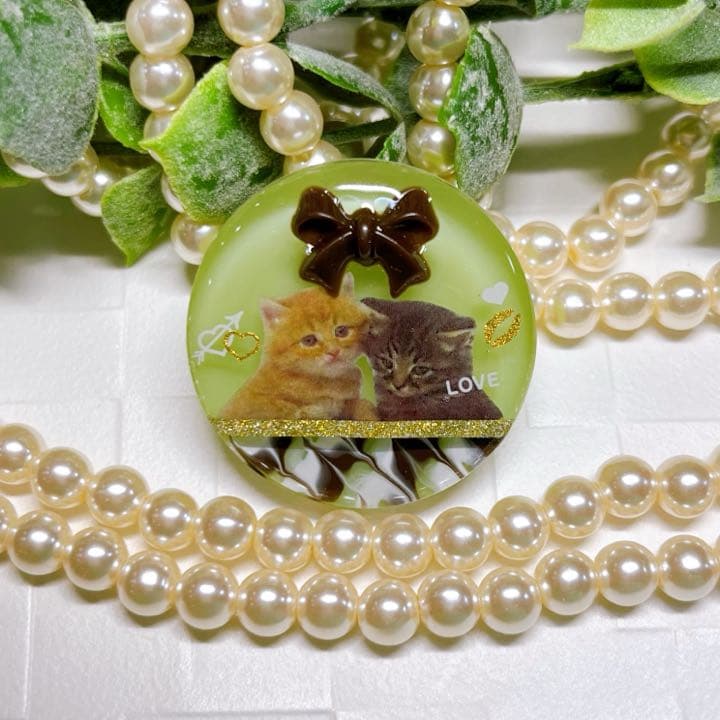 ぼたもち様お取置きです。レジンヘアゴム ねこピスタチオチョコNo.285