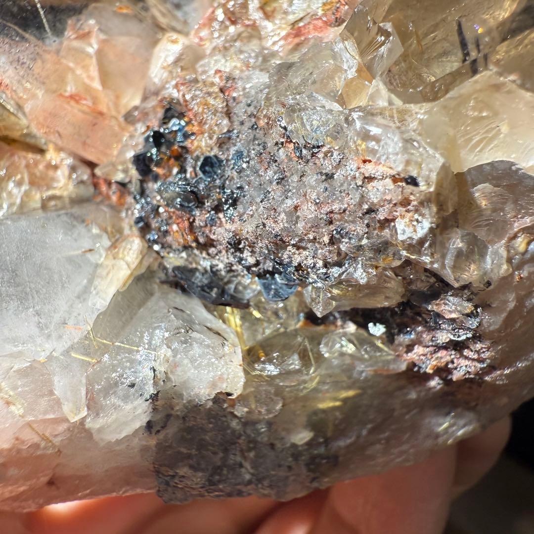 ブラジル産❣️天然石ルチルクォーツ共生水晶のクラスター　置物NO.062714