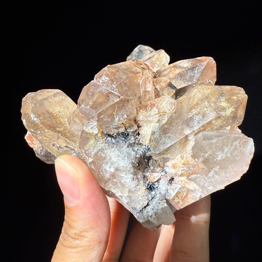 ブラジル産❣️天然石ルチルクォーツ共生水晶のクラスター　置物NO.062714