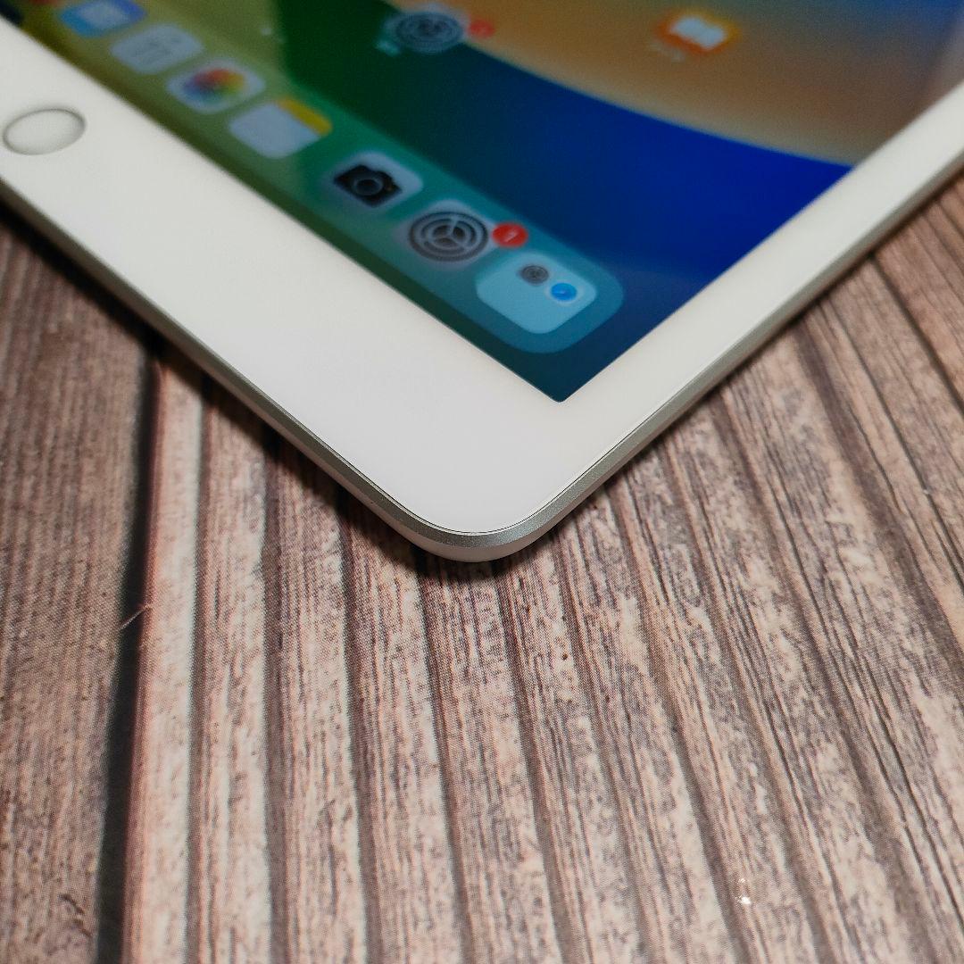 iPad 第7世代 32GB シルバー バッテリー92% 美品