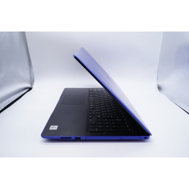 バッテリー◎ フルHD 15 デル i7-10 SSD512GB office