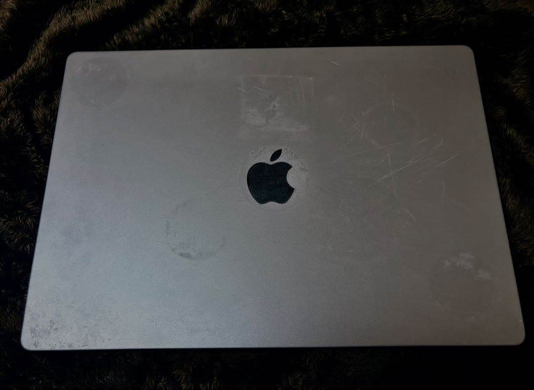 ジャンク使用不可パーツ M1 16インチ2テラのストレージ