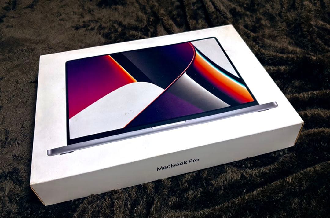 ジャンク使用不可パーツ M1 16インチ2テラのストレージ