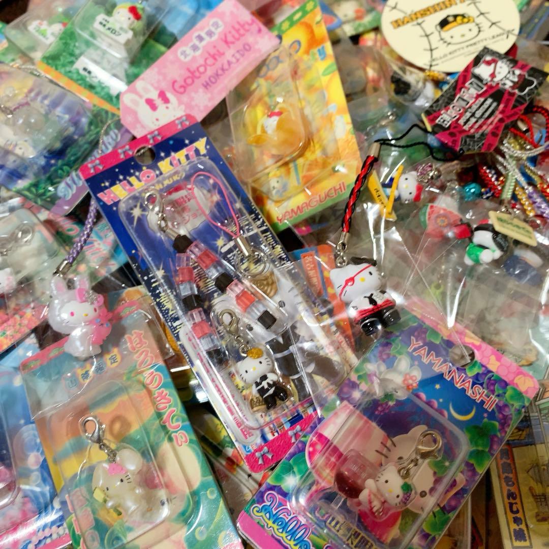 ヒ*マ様 ご当地キティ　68個　根付　ファスナーマスコット　パンク/新宿ver.