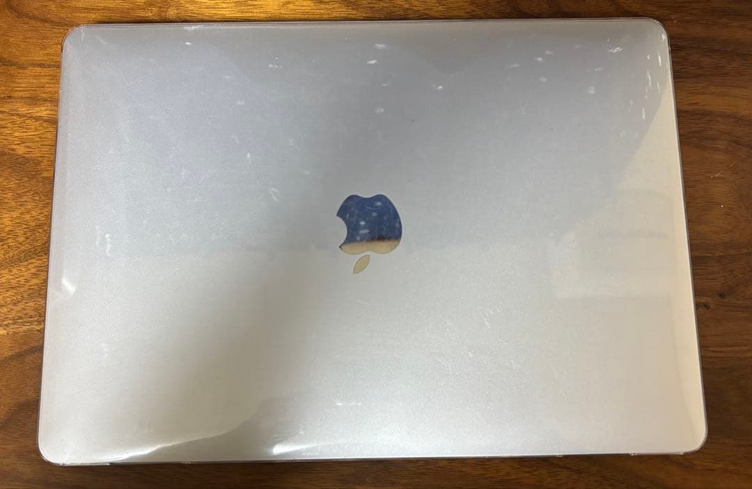 MacBook Air 2022年購入 16GB傷なし