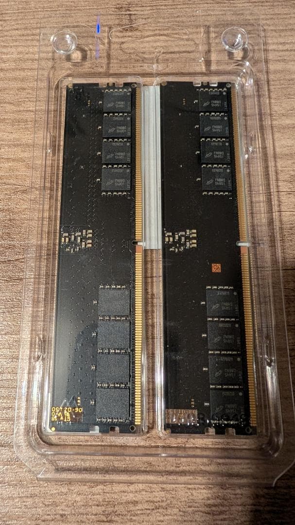 Crucial DDR5-4800 32GBx2枚 CT2K32G48C40U5