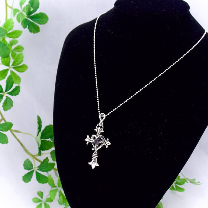 シルバー・ペンダントトップ　~ ハート＆クロス ~