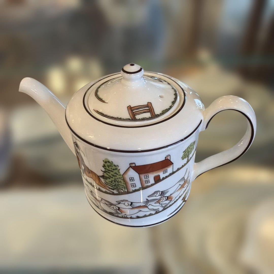 【】ウェジウッドティーポット&カップ&ソーサー