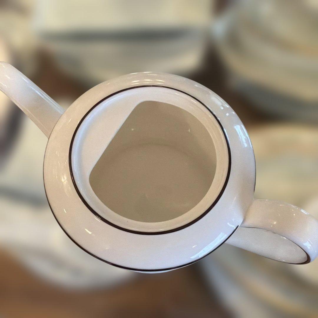 【】ウェジウッドティーポット&カップ&ソーサー