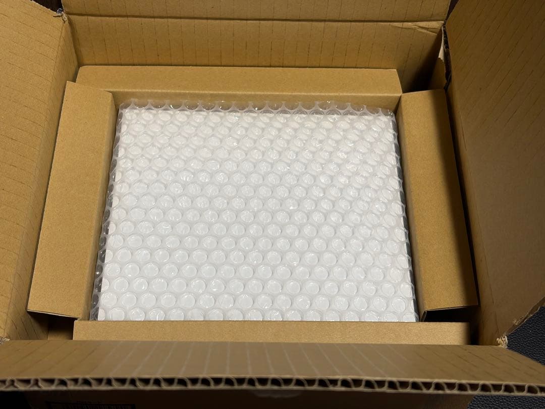 遊戯王 ブラックマジシャン ステンレス10000個 限定 シリアルナンバー