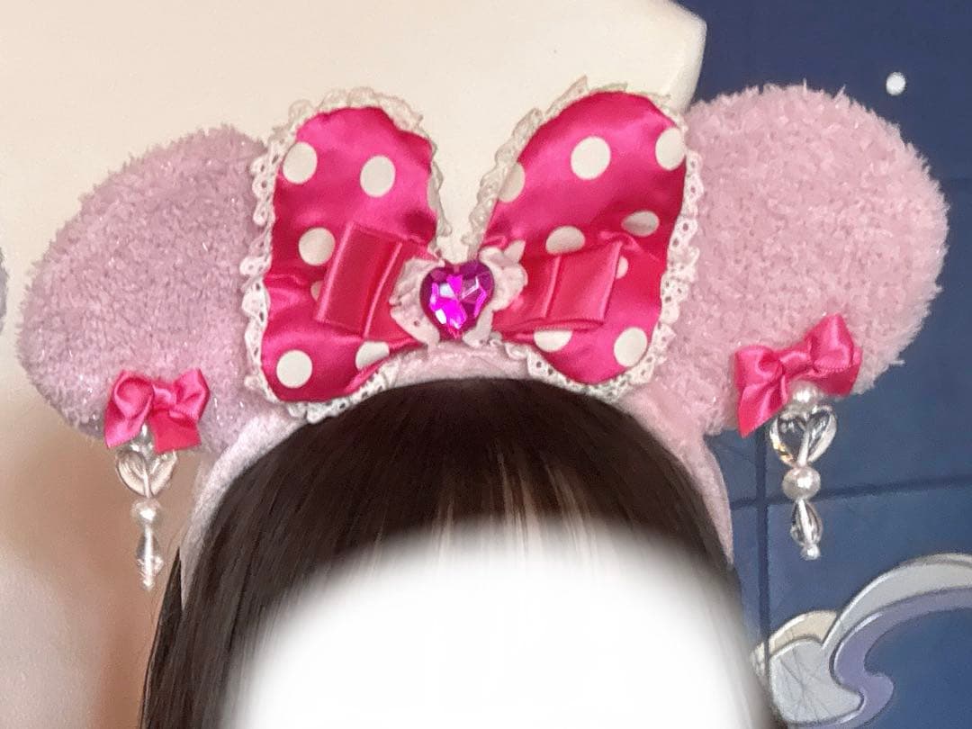 ミニーちゃん　イヤリング　カチューシャ　ピンク