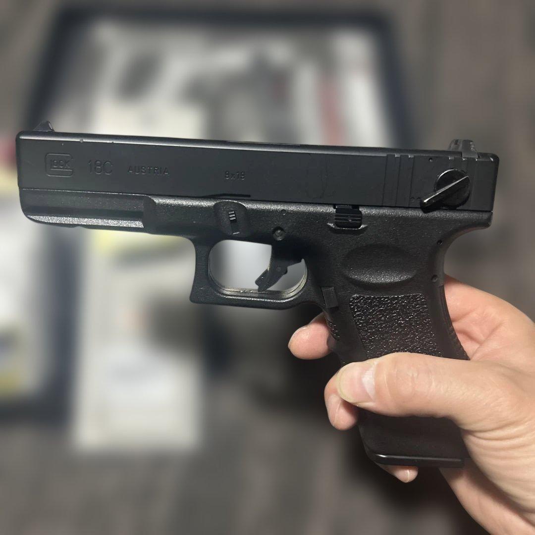 GLOCK 18C 電動ガン 充電器付き　使用回数少なめ