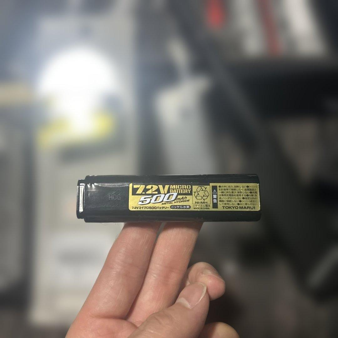 GLOCK 18C 電動ガン 充電器付き　使用回数少なめ