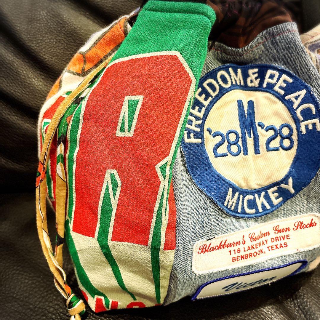 ハンドメイド 巾着トートバッグ ビンテージ缶バッジ付き♡