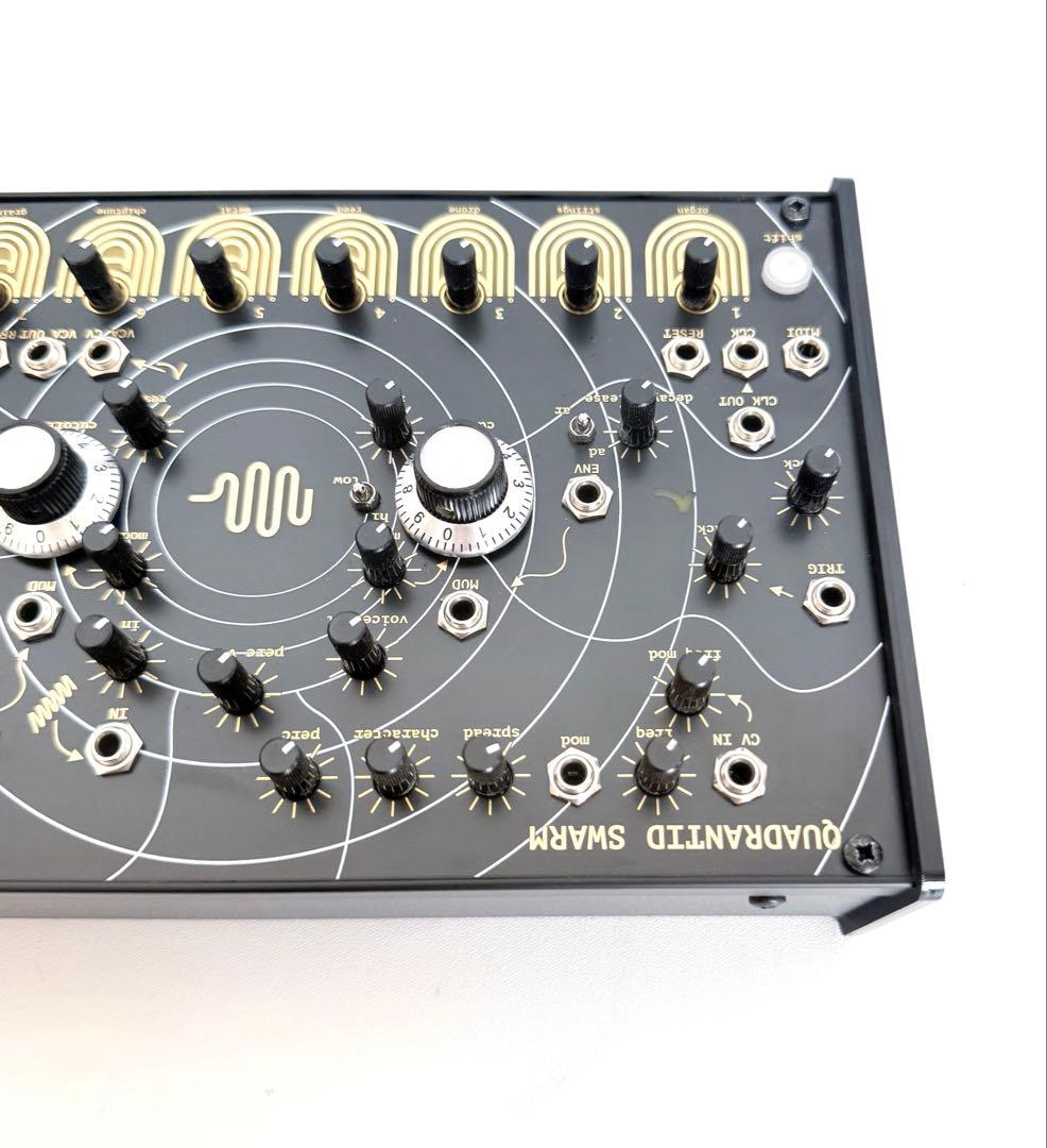EOWAVE QUADRANTID SWARM シンセサイザー