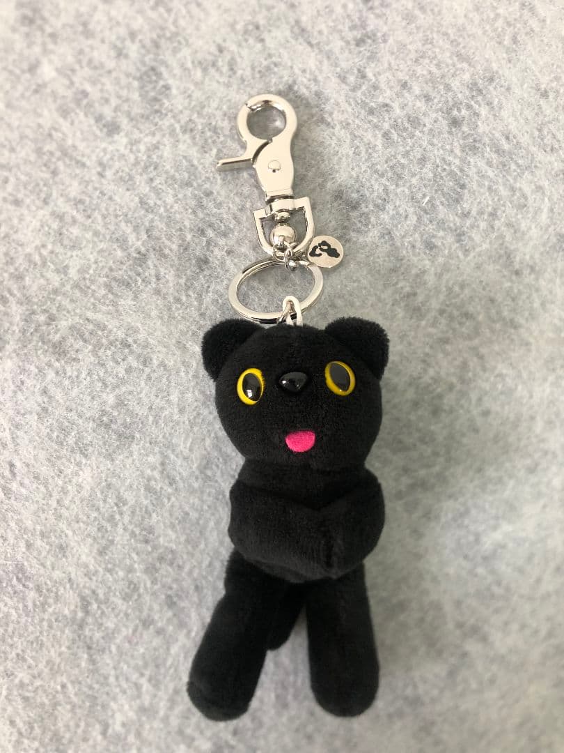 COMFORT 黒いクマのぬいぐるみキーホルダー