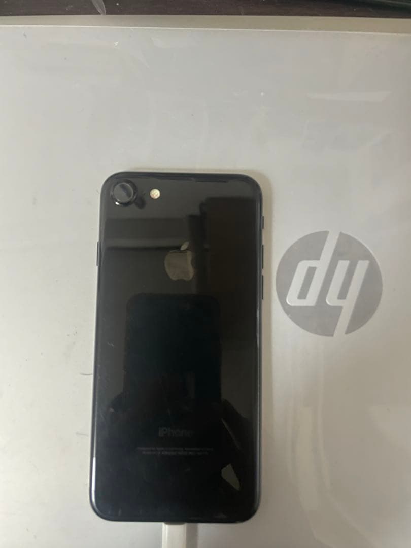 iPhone 7 128GB SIMロックなし（ドコモ）