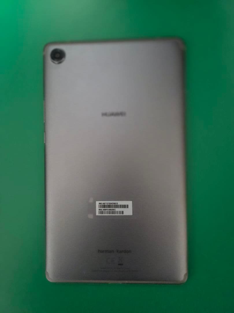 HUAWEI MediaPad M5 本体 充電器・ケース付き