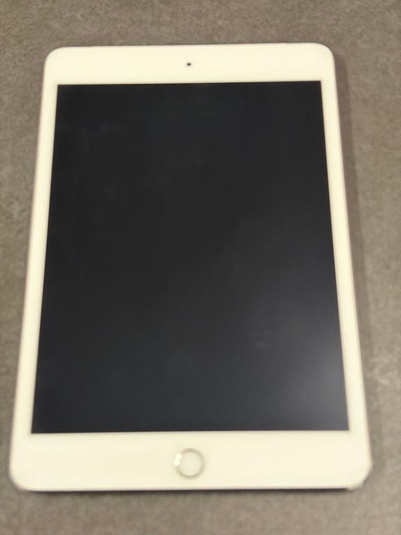 iPadmini4 Cellular+Wi-Fiモデル 64GB ホワイト