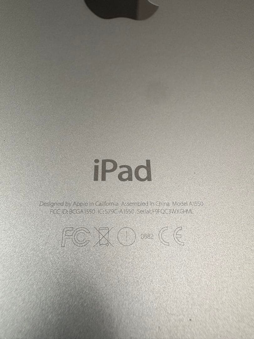 iPadmini4 Cellular+Wi-Fiモデル 64GB ホワイト