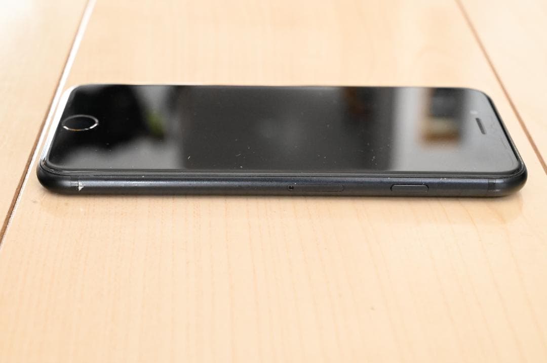 iphone 第2世代 (SE2) 128GB SIMフリー ブラック