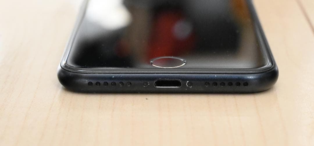 iphone 第2世代 (SE2) 128GB SIMフリー ブラック