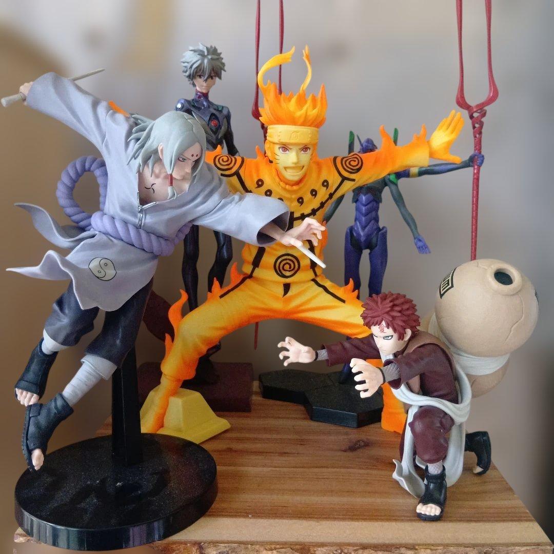 NARUTO　ワンピース　エヴァ　フィギュアまとめ売り