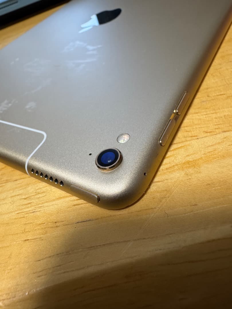 iPad Pro 9.7 Wi-Fi + Cellularモデル 128GB